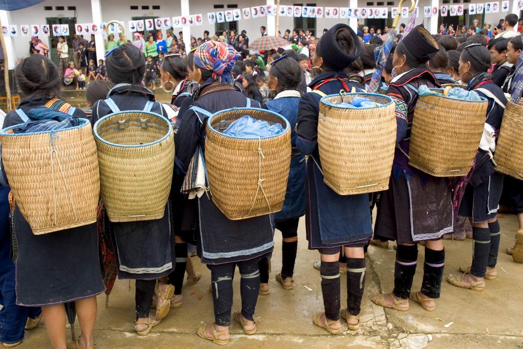 Vibrant ethnic market gathering in Bac Ha near Sapa